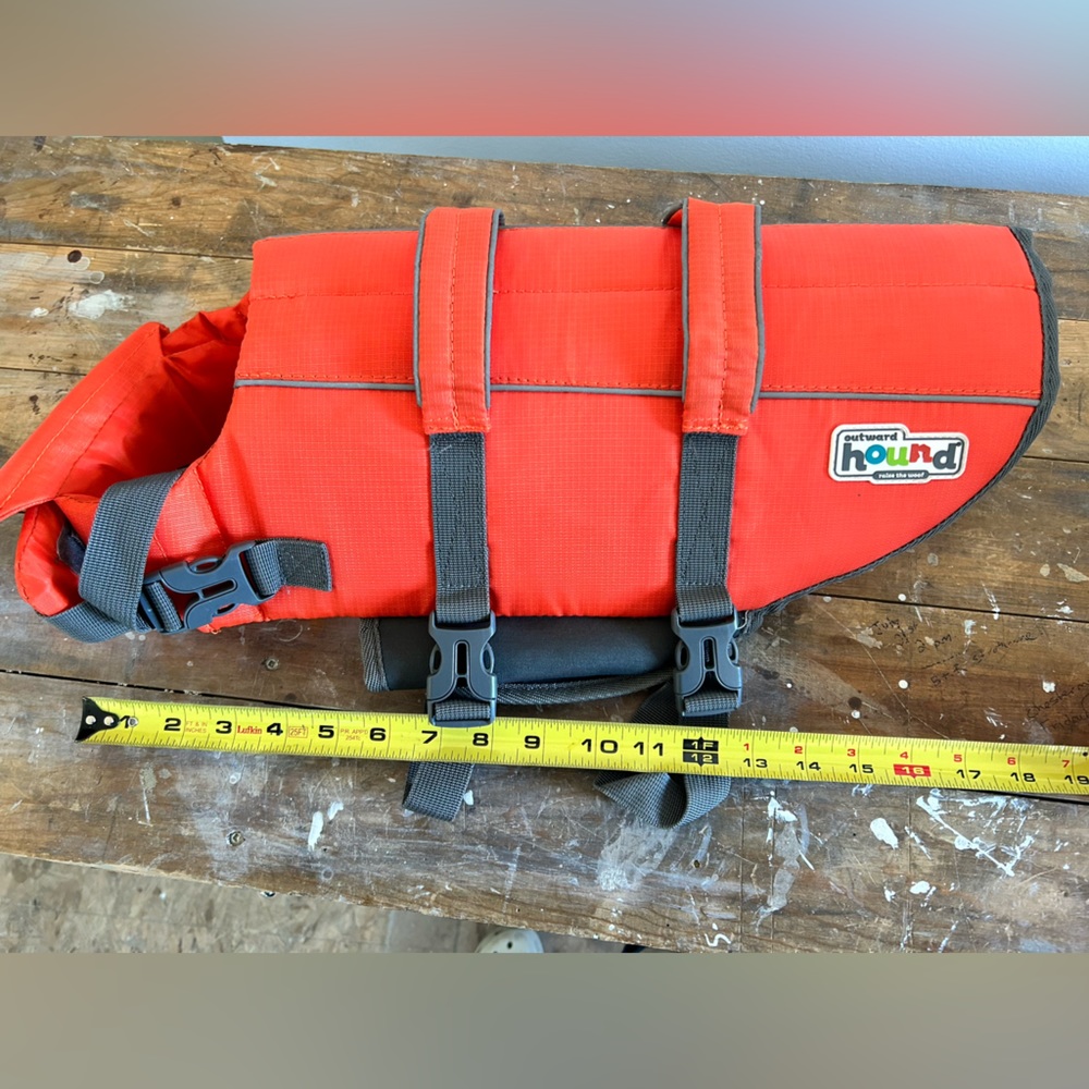 Outward Hound, Life Jacket,  Mediun, NEW,